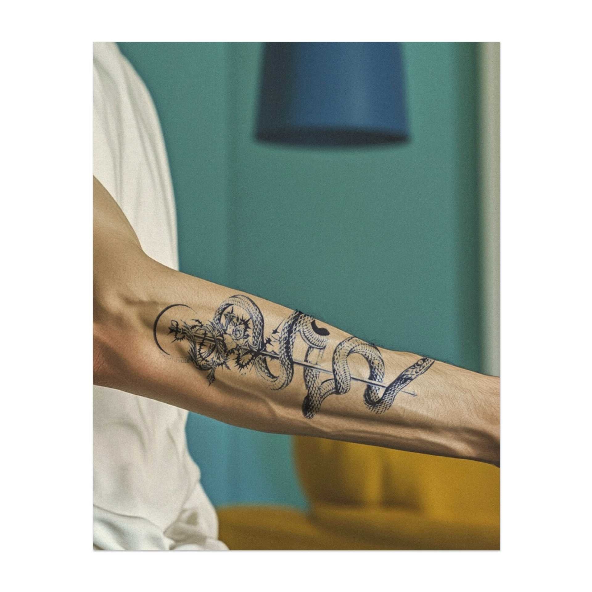 8 Small Tattoos That Mean Big Things • Tattoodo, image size:1920x1920