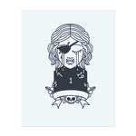 Eine Piratenfrau mit Augenklappe, die Tränen aus Zahlen weint, ihr Gesicht voller Emotionen. Unter ihr ruht ein Totenschädel mit einem Banner. Dieses Tattoo repräsentiert Verlust, Schicksal und die Komplexität der Herausforderungen des Lebens, perfekt für diejenigen, die Resilienz umarmen.