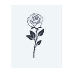 Eine zarte Rose mit langen, eleganten Blütenblättern und Blättern. Dieses Tattoo symbolisiert Liebe, Schönheit und Eleganz und ist perfekt für diejenigen, die Einfachheit und zeitlose Schönheit schätzen.